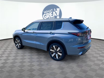 2026 Mitsubishi Outlander SEL