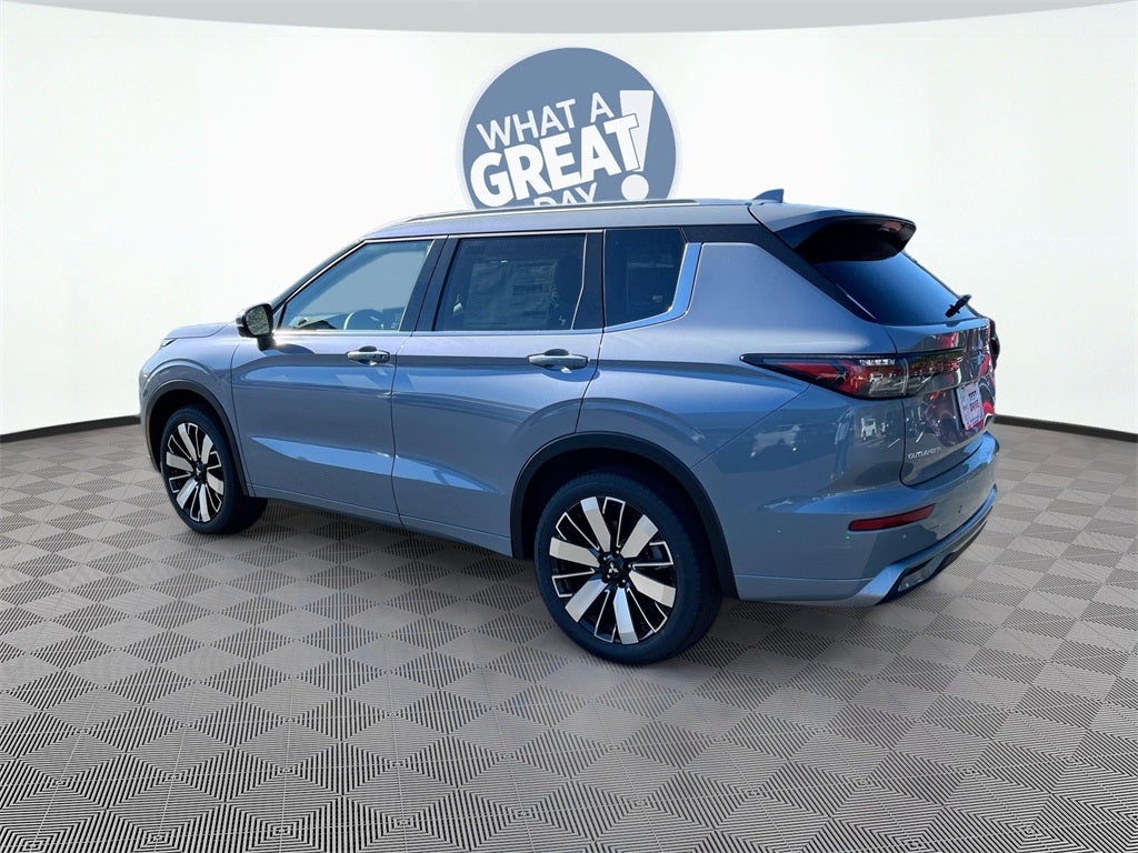 2026 Mitsubishi Outlander SEL