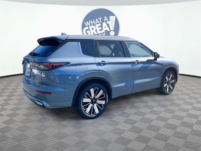 2026 Mitsubishi Outlander SEL