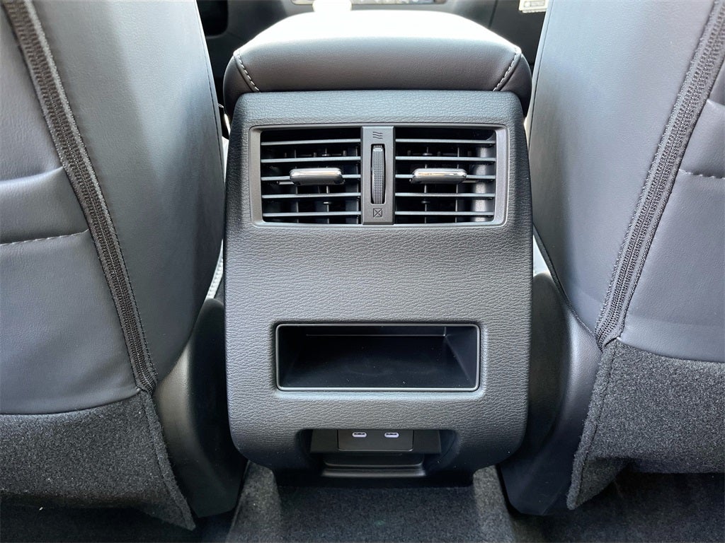 2025 Mitsubishi Outlander Trail Edition