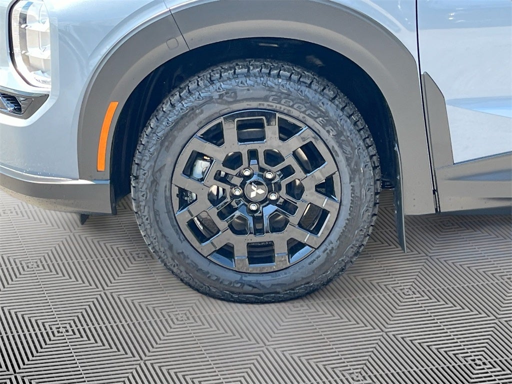 2025 Mitsubishi Outlander Trail Edition