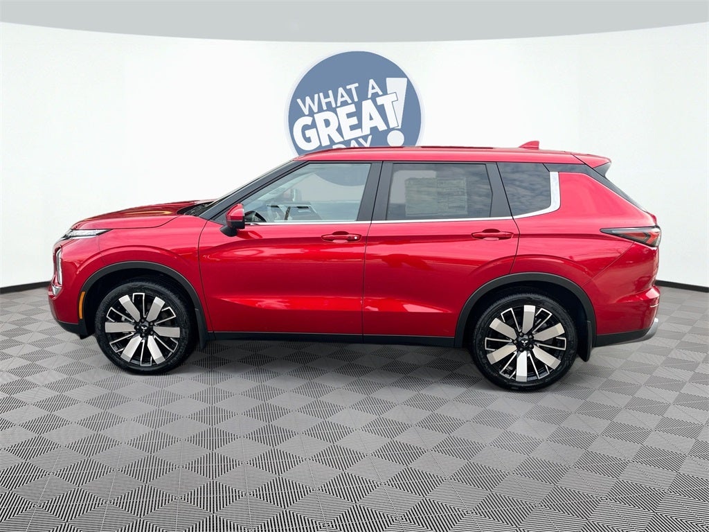2025 Mitsubishi Outlander SE