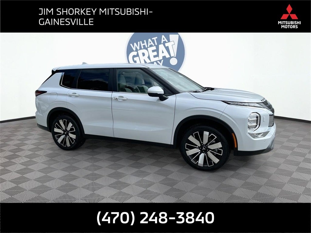 2025 Mitsubishi Outlander SE Tech Package