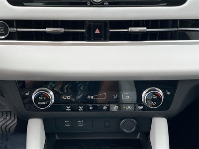 2025 Mitsubishi Outlander SE Tech Package