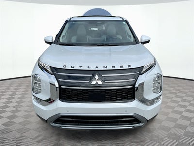2025 Mitsubishi Outlander SE Tech Package