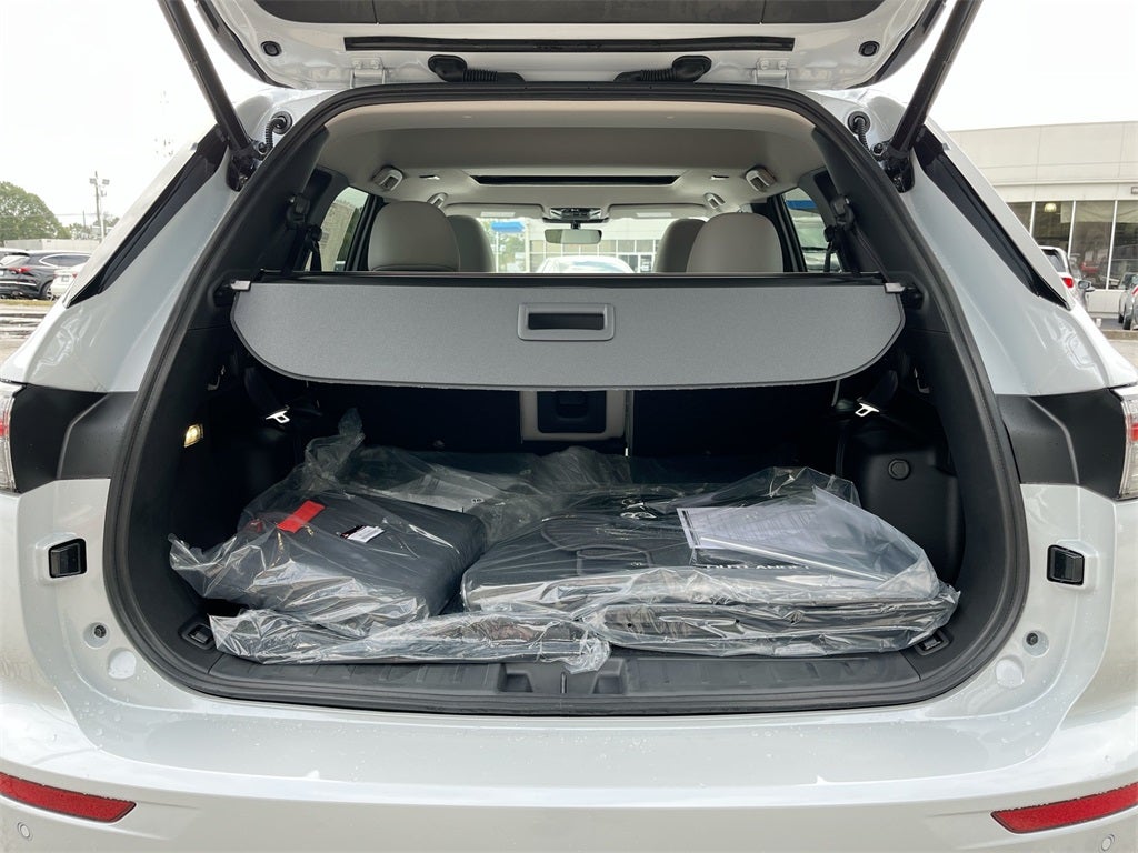 2025 Mitsubishi Outlander SE Tech Package