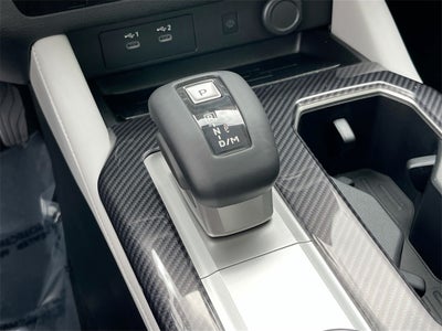 2025 Mitsubishi Outlander SE Tech Package