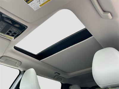 2025 Mitsubishi Outlander SE Tech Package