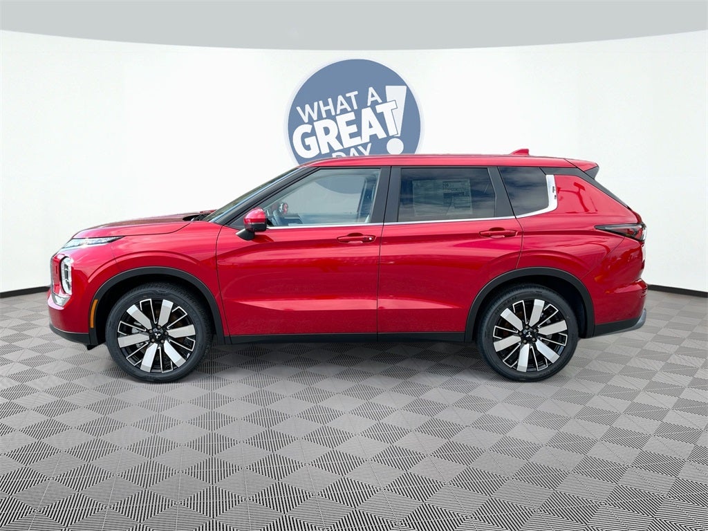 2025 Mitsubishi Outlander SE
