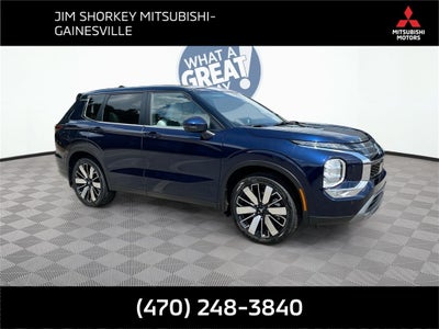 2025 Mitsubishi Outlander SE Tech Package