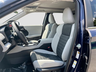 2025 Mitsubishi Outlander SE Tech Package