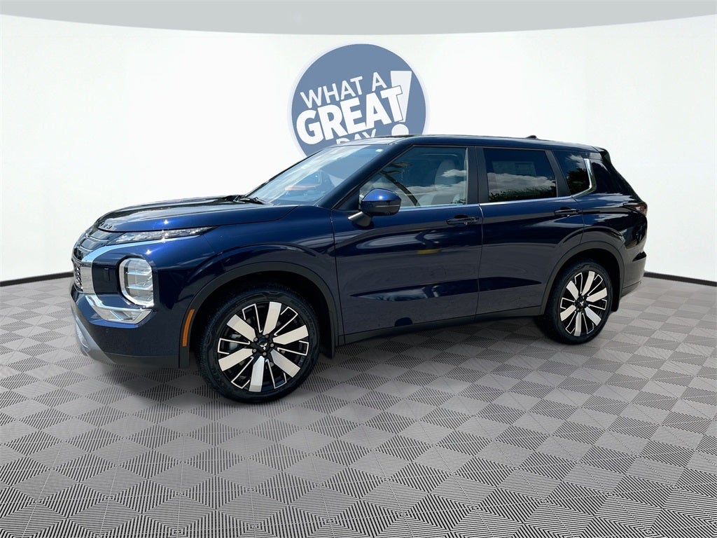 2025 Mitsubishi Outlander SE Tech Package