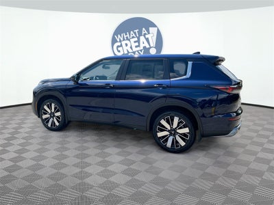 2025 Mitsubishi Outlander SE Tech Package