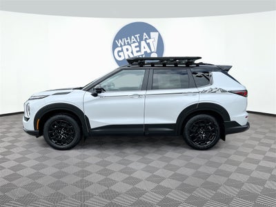 2025 Mitsubishi Outlander Trail Edition Launch Package