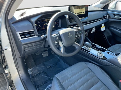 2026 Mitsubishi Outlander SE Tech Package