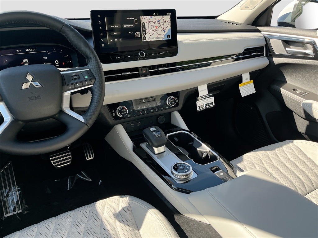 2025 Mitsubishi Outlander SEL