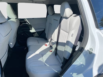 2025 Mitsubishi Outlander SEL