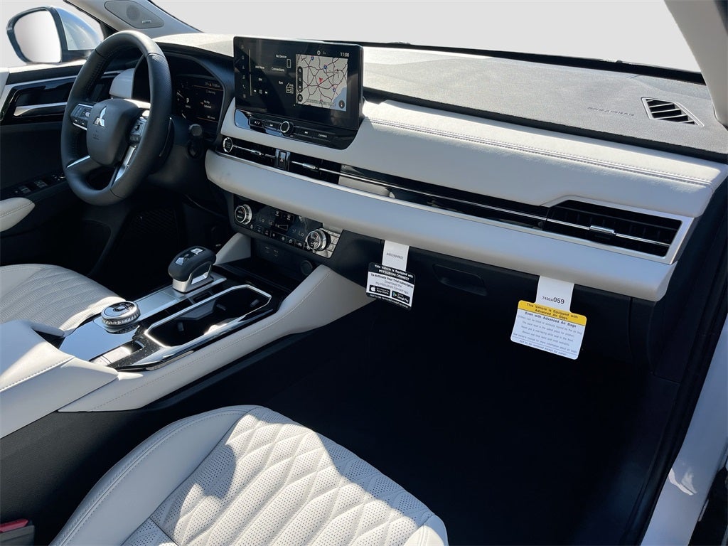 2025 Mitsubishi Outlander SEL