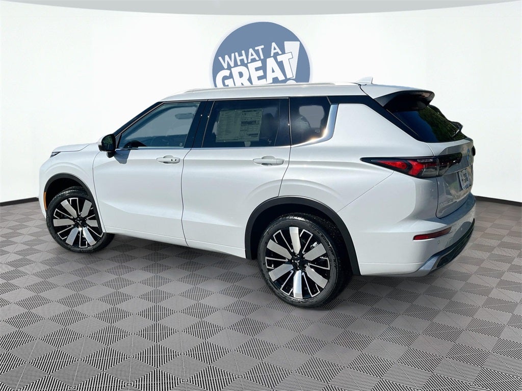 2025 Mitsubishi Outlander SEL