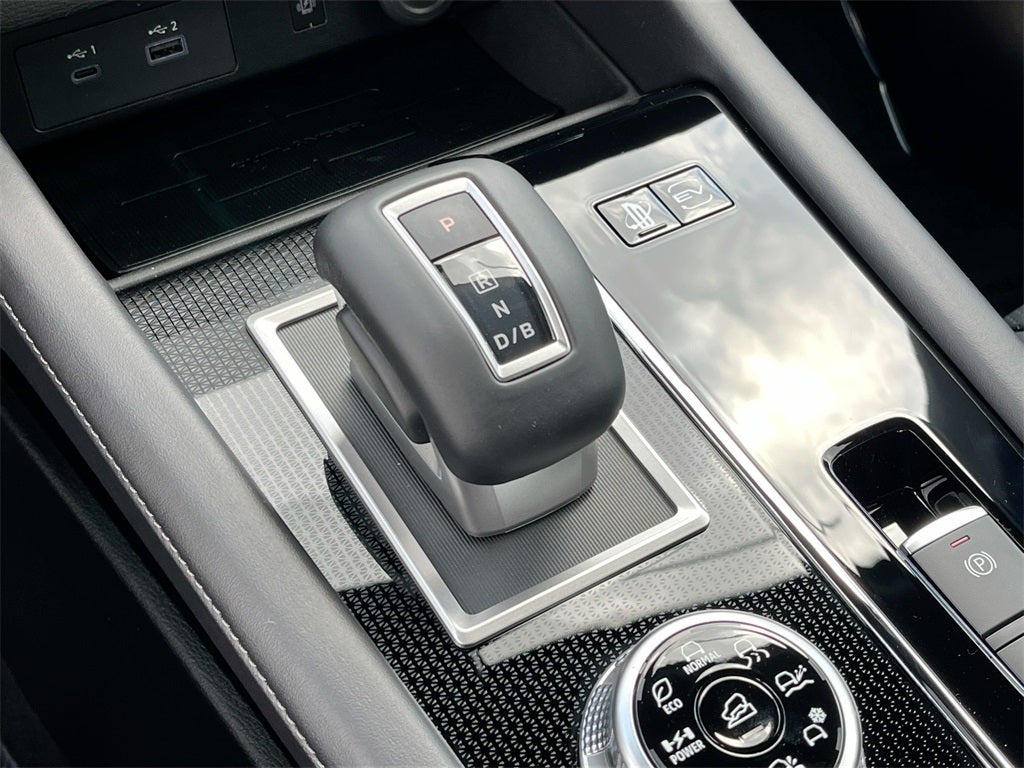 2025 Mitsubishi Outlander Plug-In Hybrid SEL Black Edition