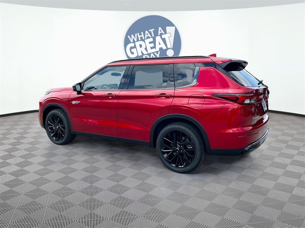 2025 Mitsubishi Outlander Plug-In Hybrid SEL Black Edition