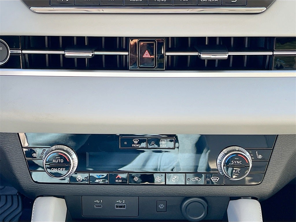 2025 Mitsubishi Outlander Plug-In Hybrid SEL