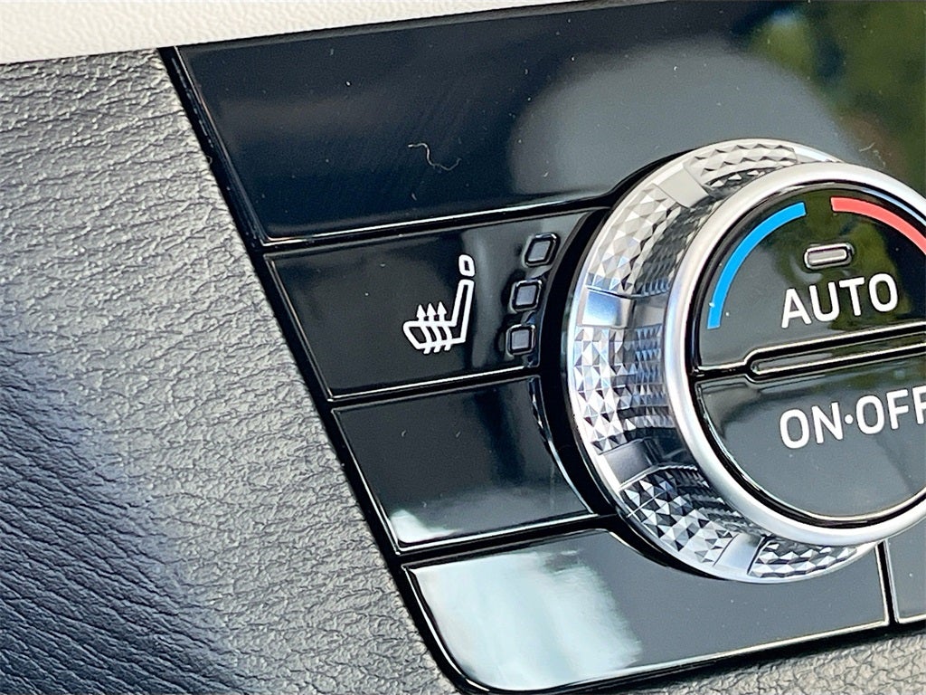 2025 Mitsubishi Outlander Plug-In Hybrid SEL