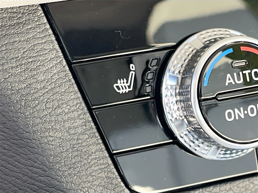 2025 Mitsubishi Outlander Plug-In Hybrid SEL