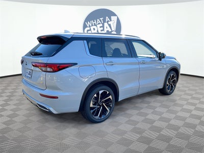 2025 Mitsubishi Outlander Plug-In Hybrid SEL