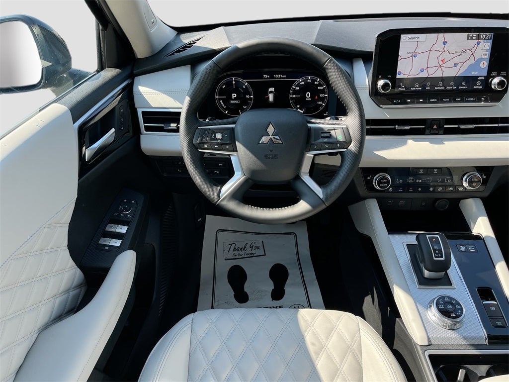 2025 Mitsubishi Outlander Plug-In Hybrid SEL Platinum Edition