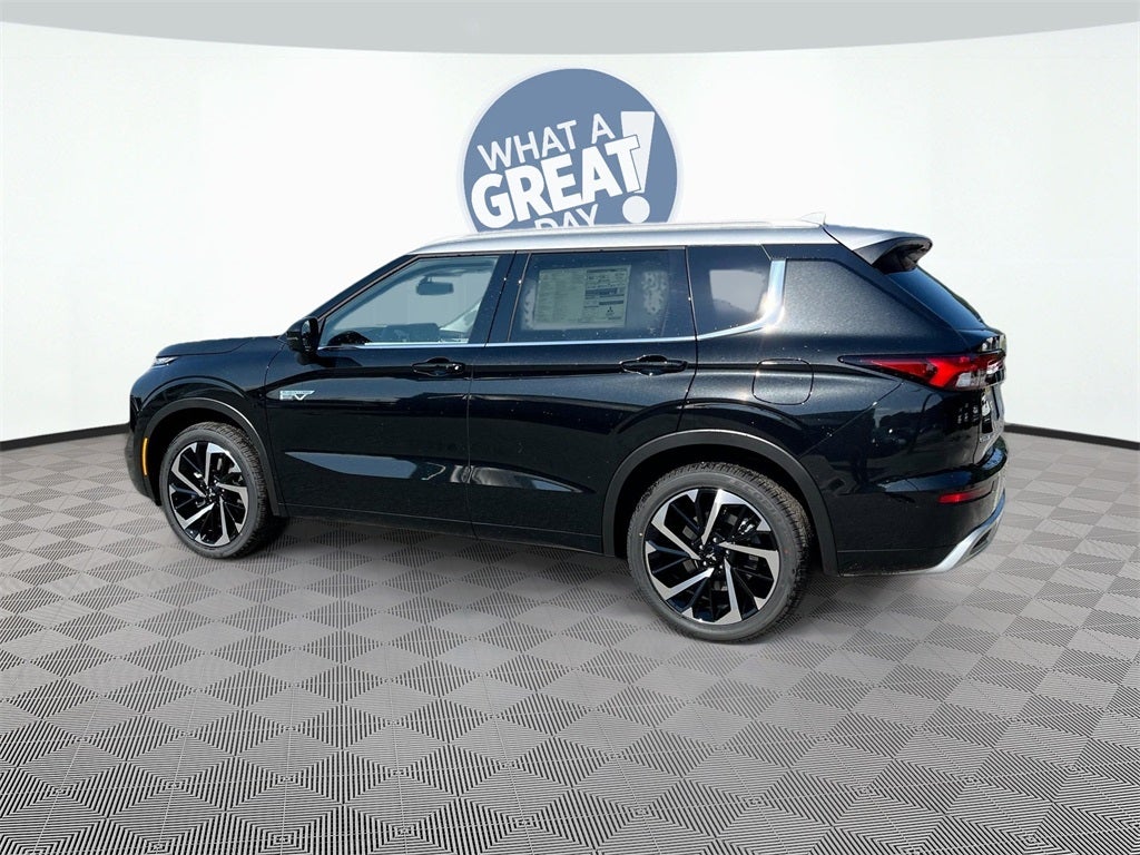 2025 Mitsubishi Outlander Plug-In Hybrid SEL Platinum Edition