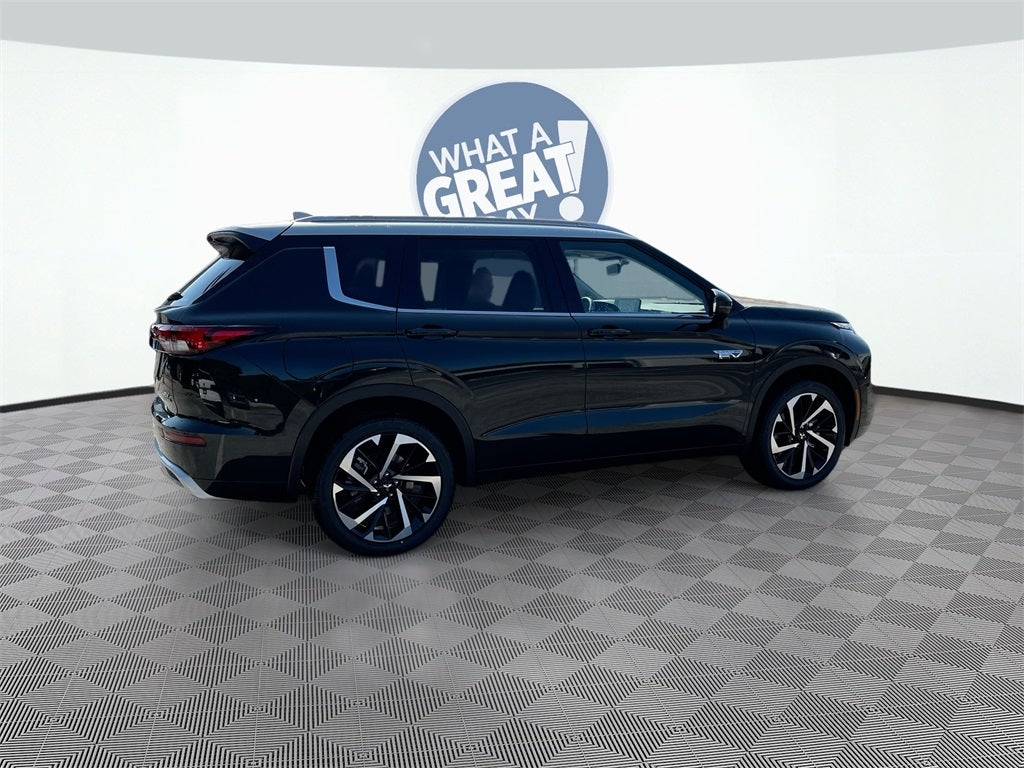 2025 Mitsubishi Outlander Plug-In Hybrid SEL Platinum Edition