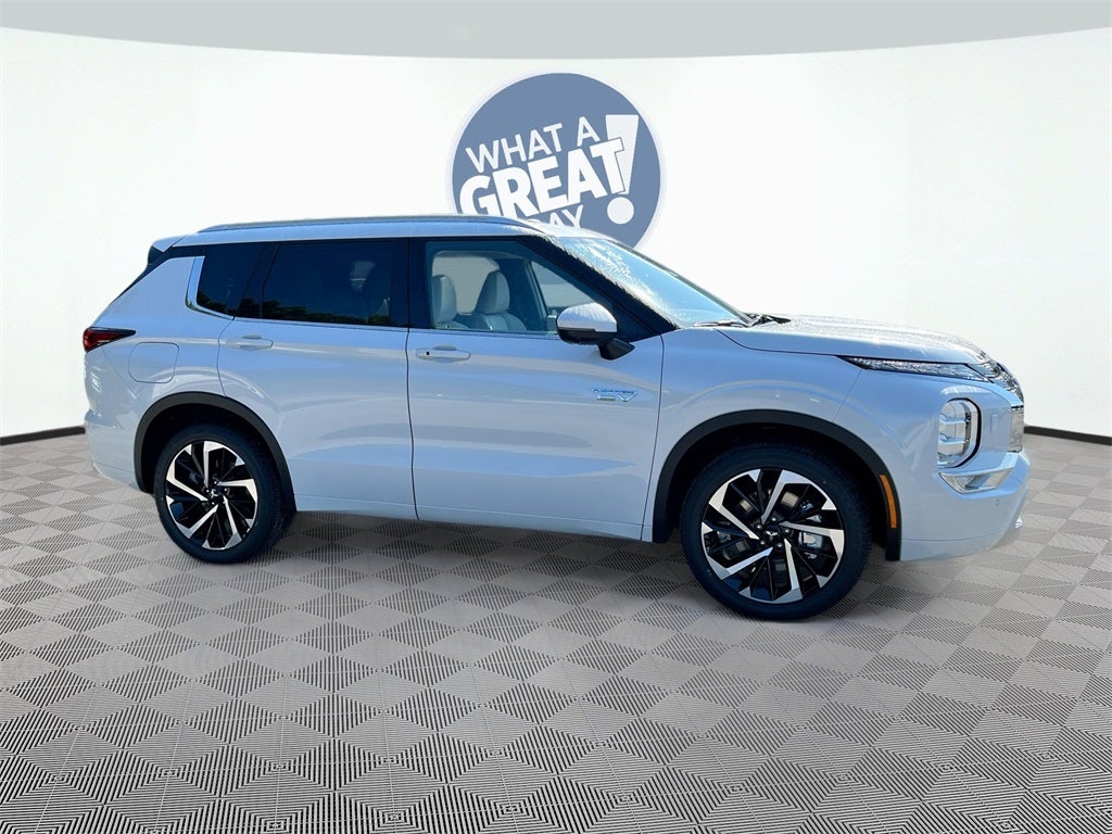 2025 Mitsubishi Outlander Plug-In Hybrid SEL
