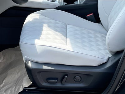 2025 Mitsubishi Outlander Plug-In Hybrid SEL