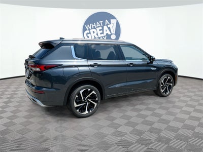 2025 Mitsubishi Outlander Plug-In Hybrid SEL
