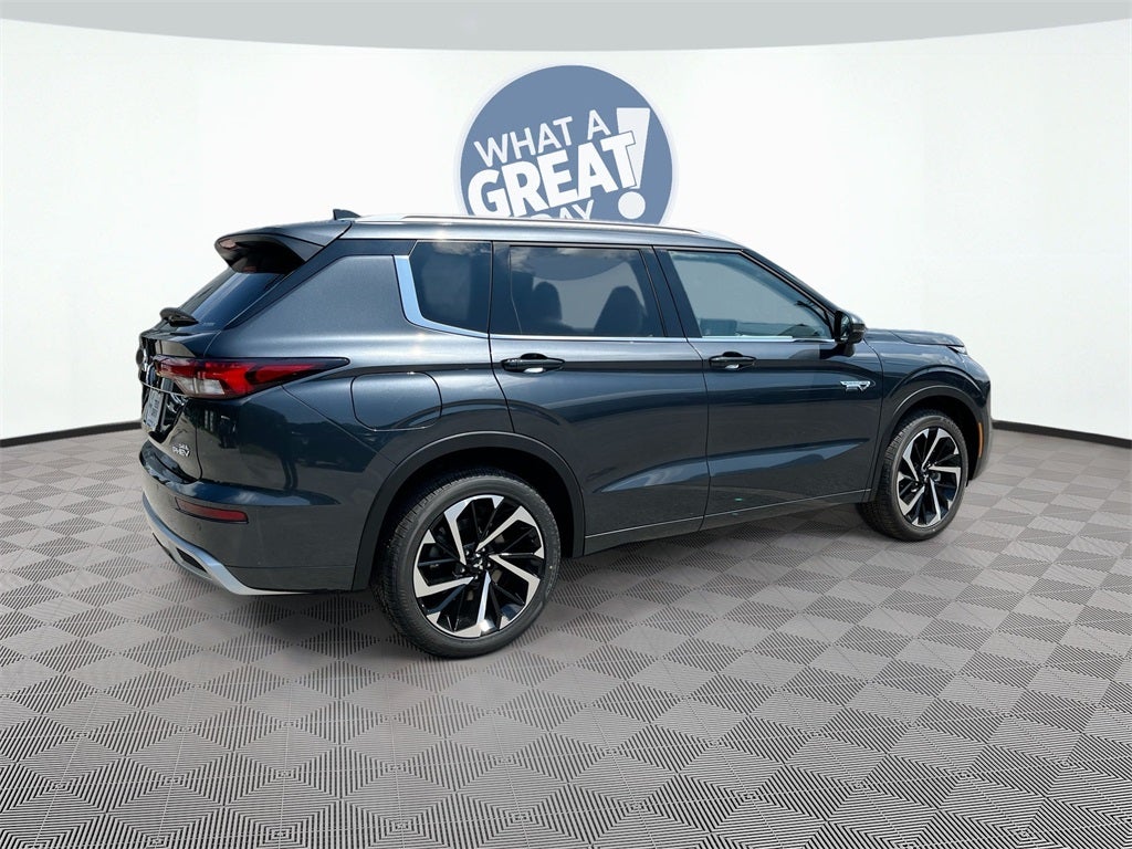 2025 Mitsubishi Outlander Plug-In Hybrid SEL