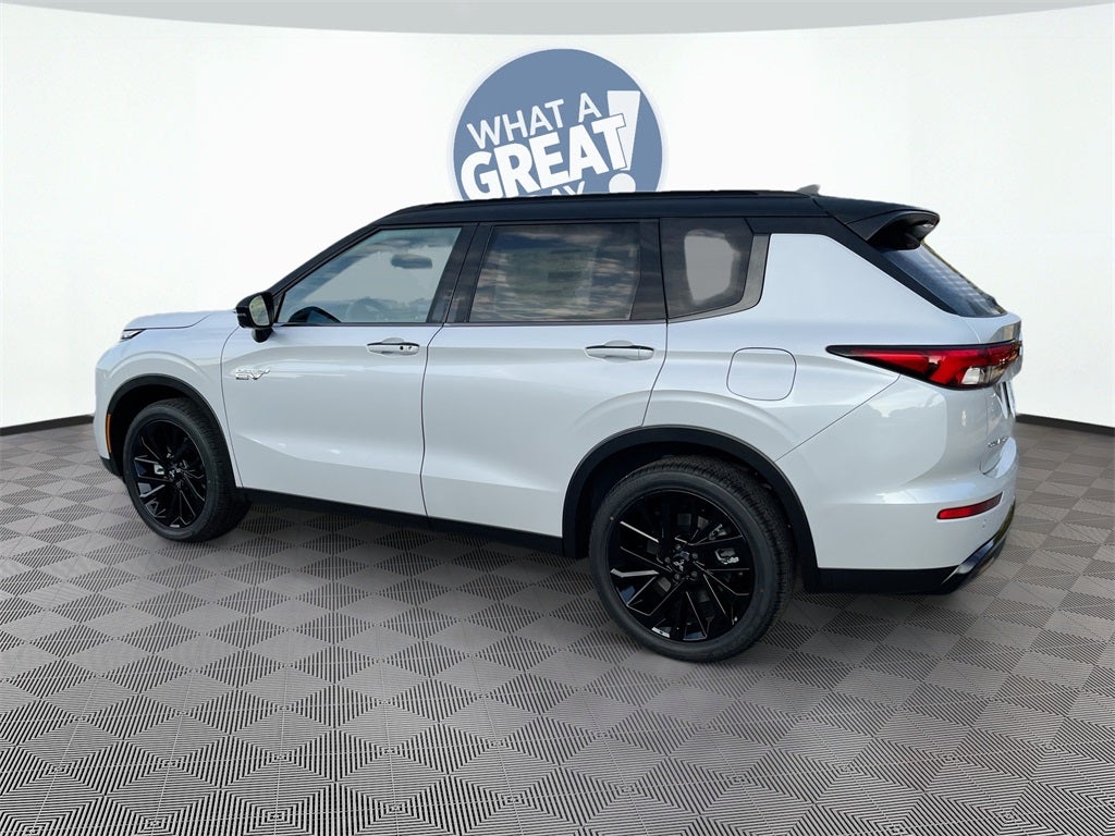 2025 Mitsubishi Outlander Plug-In Hybrid SEL Black Edition