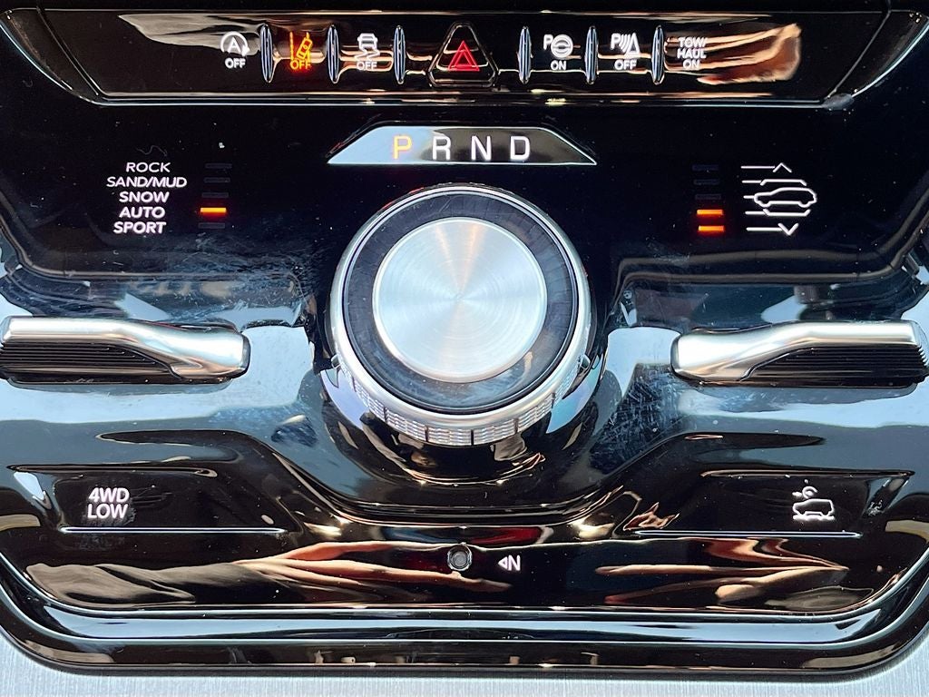 2025 Jeep Wagoneer Series II