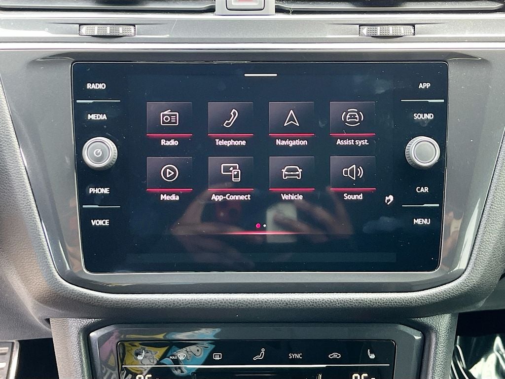 2023 Volkswagen Tiguan 2.0T SE R-Line Black