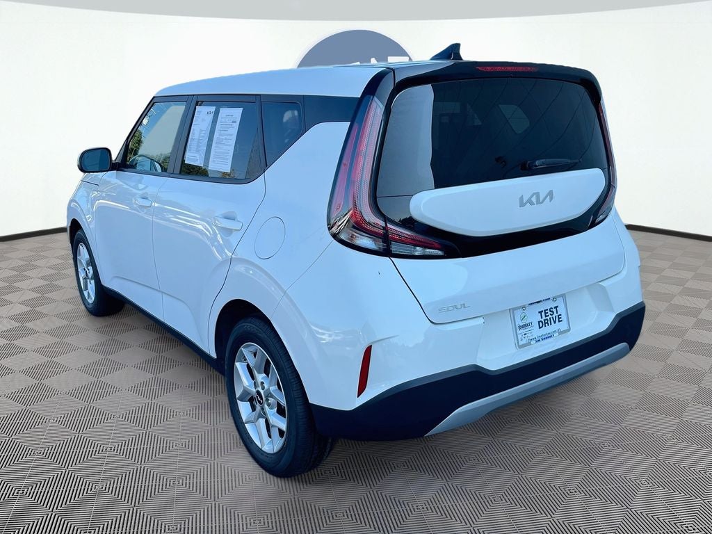 2024 Kia Soul LX