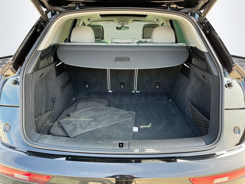 2022 Audi Q5 45 S line Premium quattro