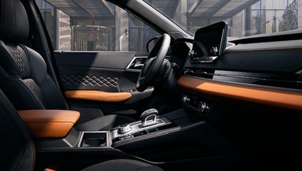 2023 Outlander Interior | Jim Shorkey Mitsubishi - Gainesville in Gainesville GA